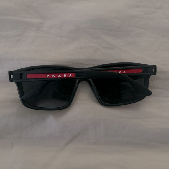 Prada glasses that I got for prom and only wore them once - Picture 1 of 2